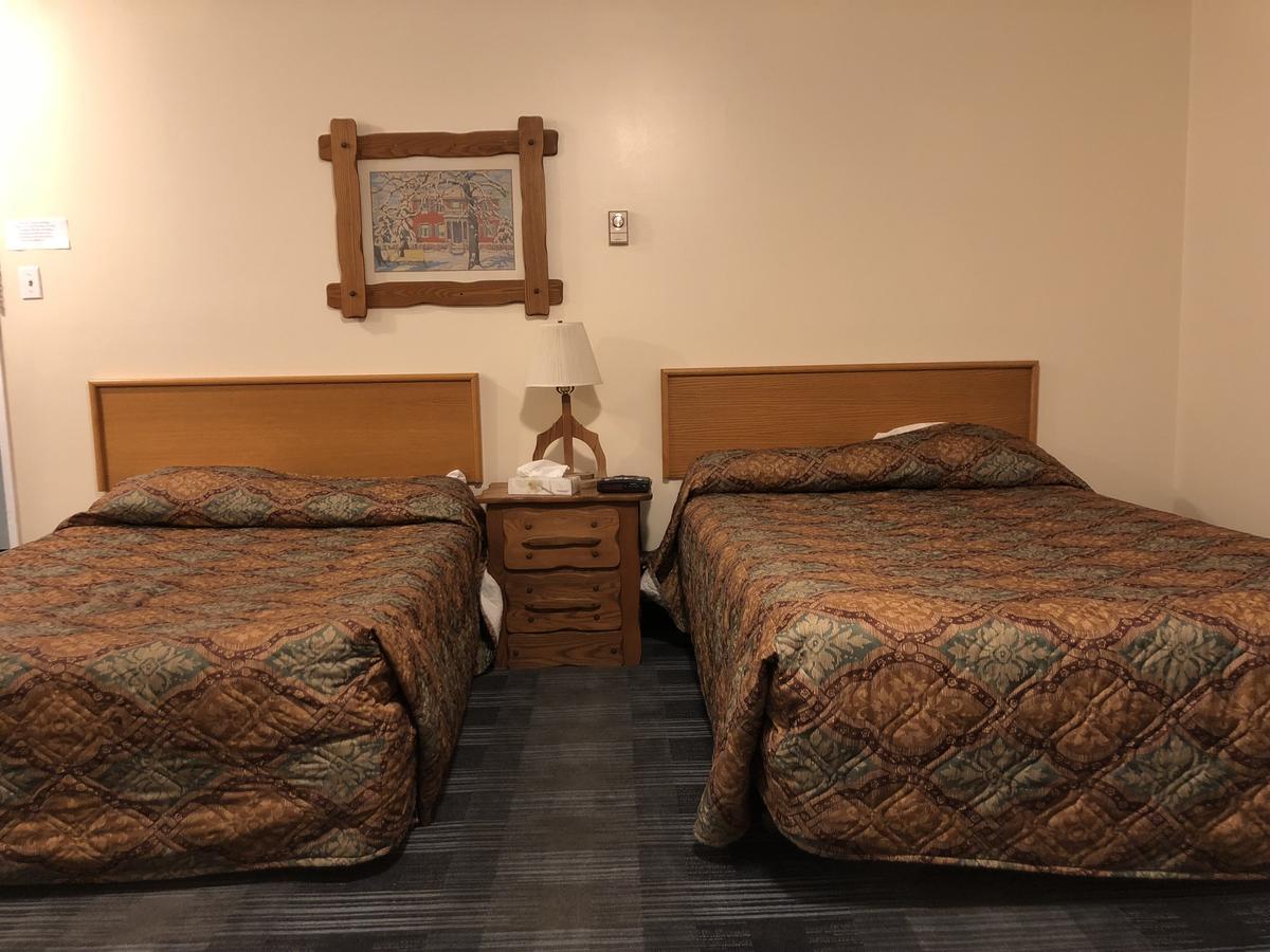 Agassiz Park Lodge - Under New Management McCreary Экстерьер фото