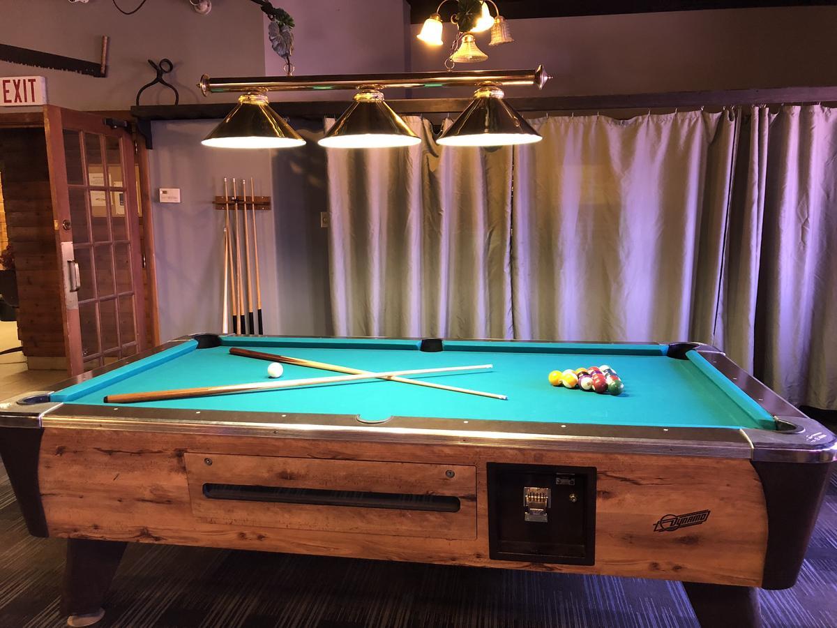 Agassiz Park Lodge - Under New Management McCreary Экстерьер фото