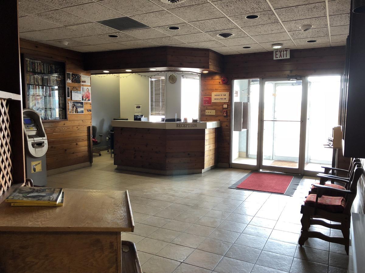 Agassiz Park Lodge - Under New Management McCreary Экстерьер фото