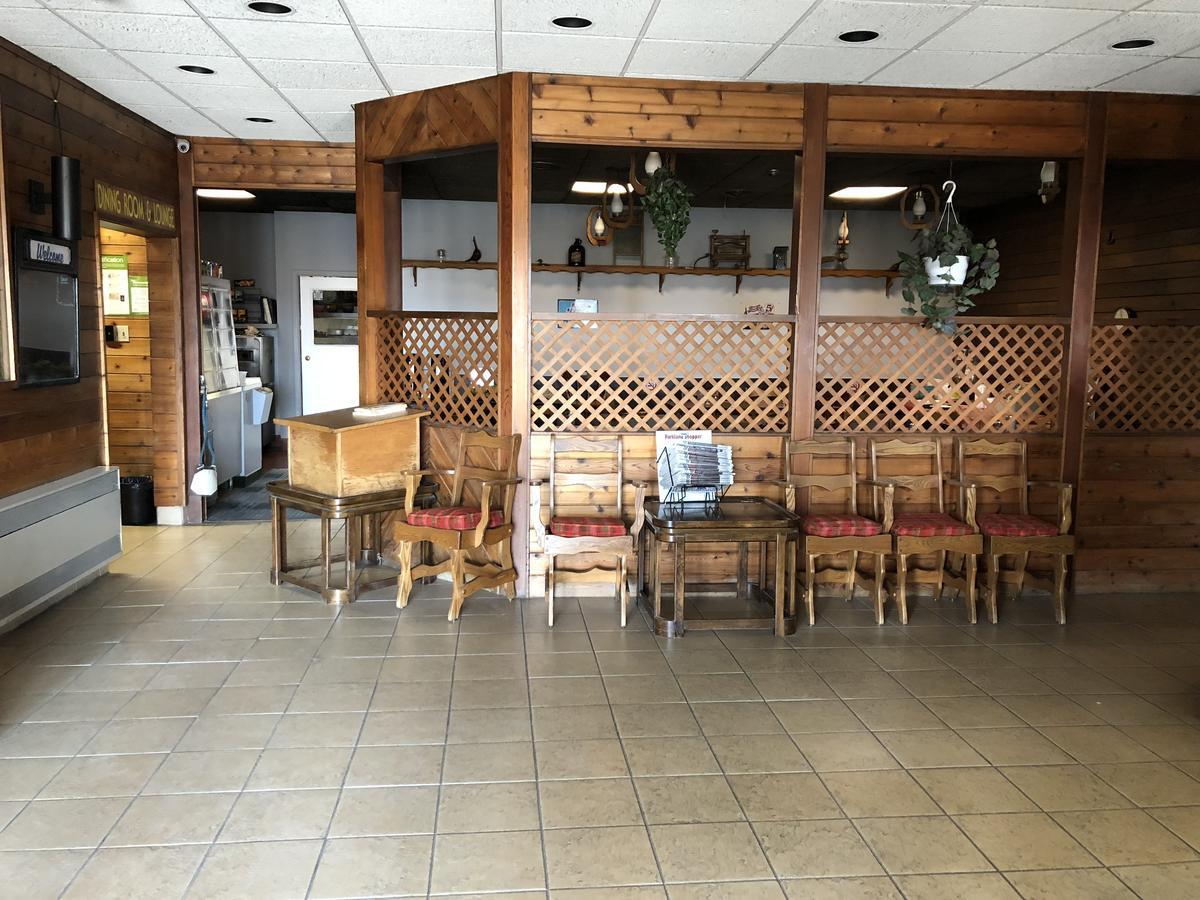 Agassiz Park Lodge - Under New Management McCreary Экстерьер фото