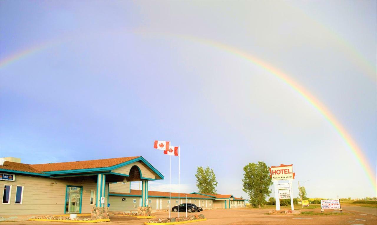 Agassiz Park Lodge - Under New Management McCreary Экстерьер фото